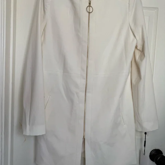 Calvin Klein Elegant Cream Women's Coat - Picture 3 of 10